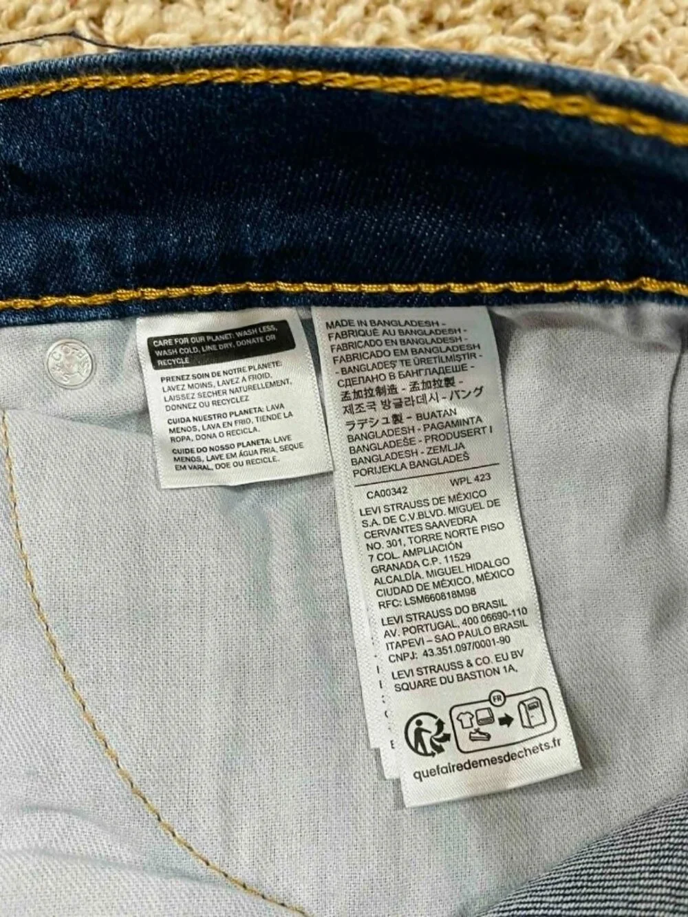 Levi’s Men’s 505 Jeans Dark Blue, Size 40x30 (New)
